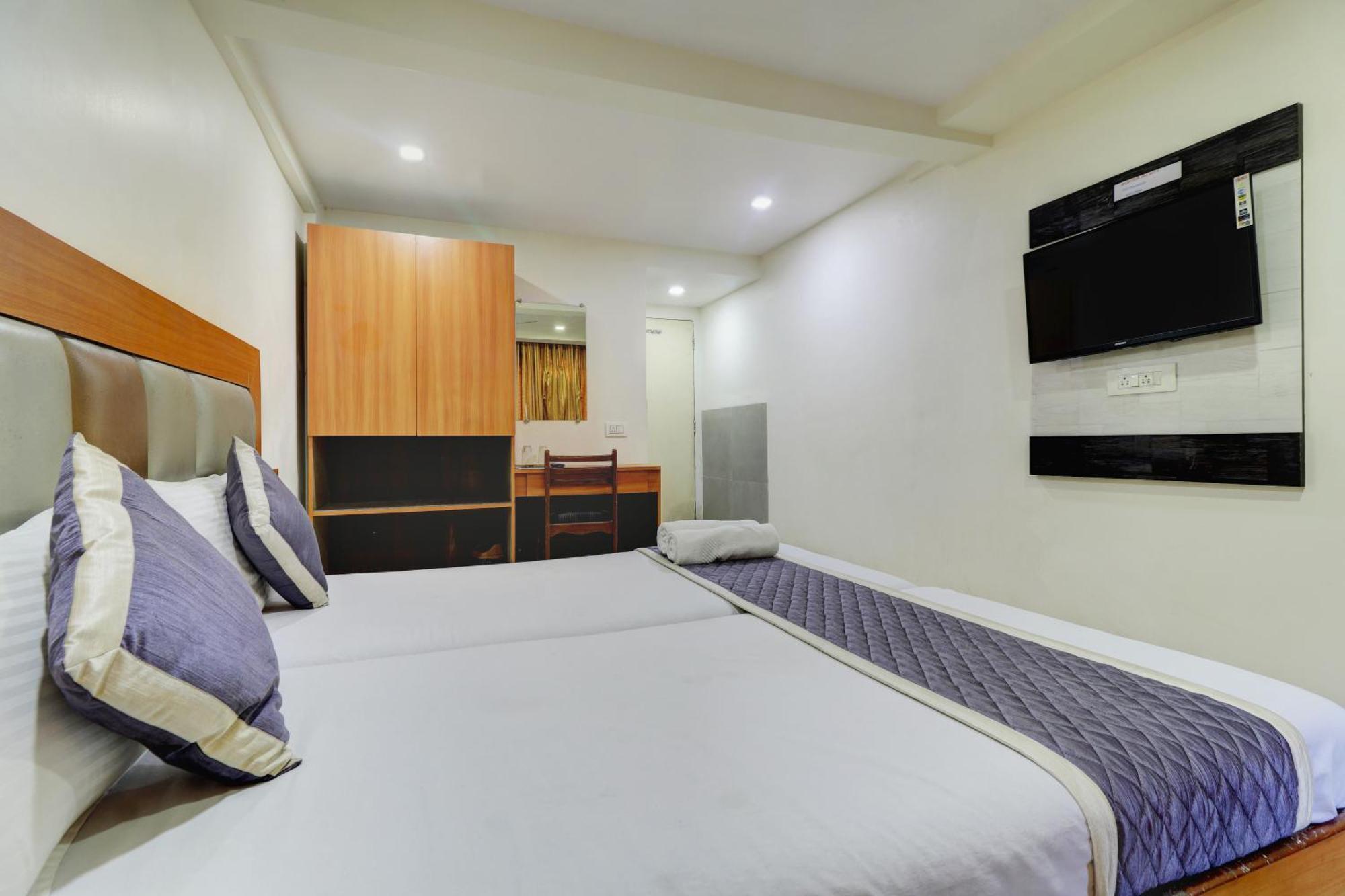 פאנבל Hotel New Sarovar Grand מראה חיצוני תמונה