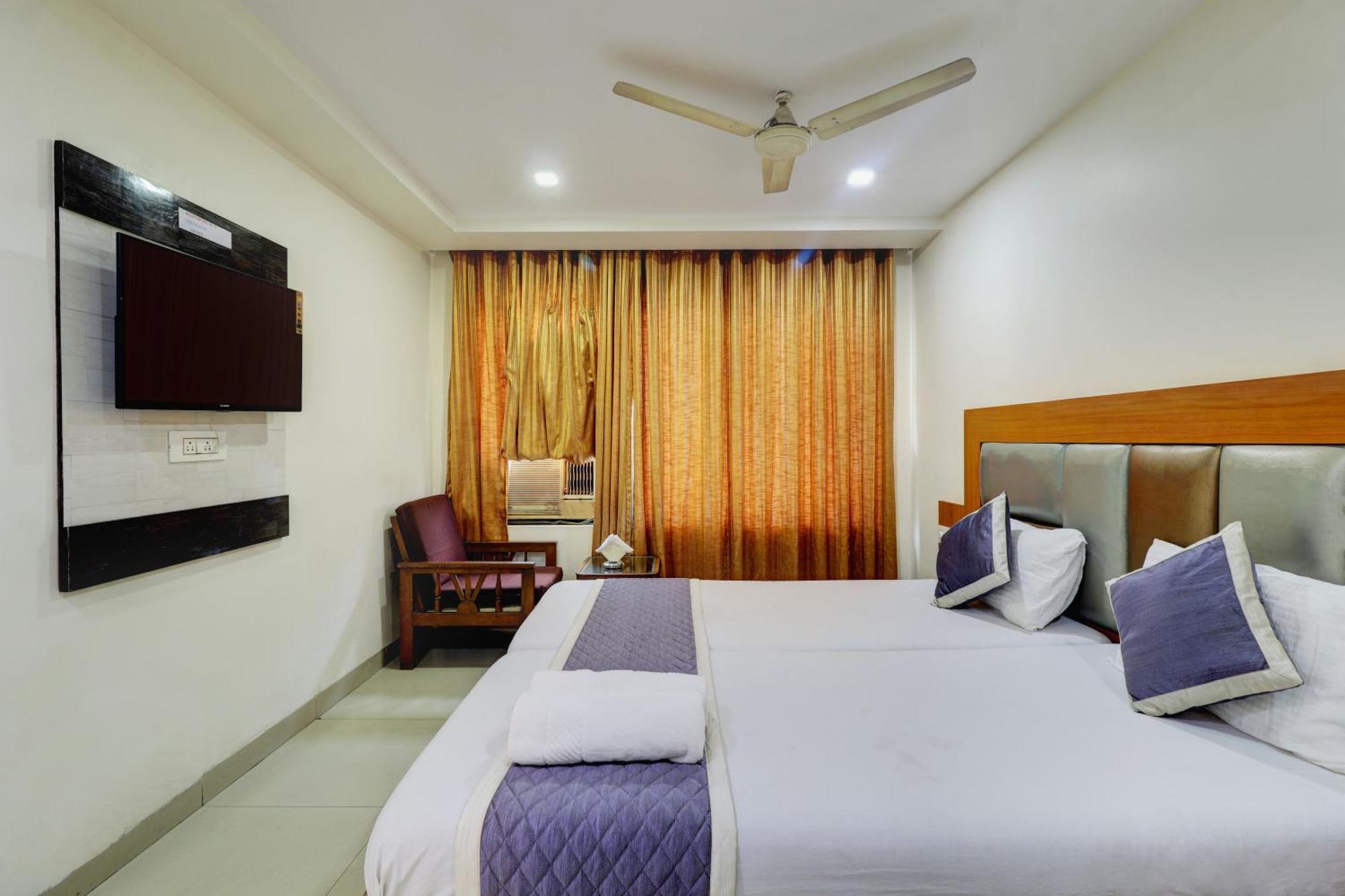 פאנבל Hotel New Sarovar Grand מראה חיצוני תמונה